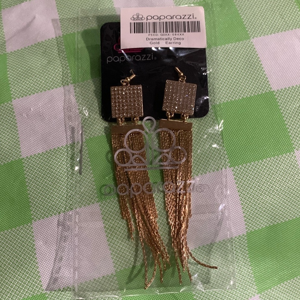 Paparazzi earrings